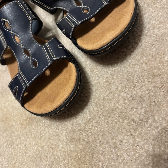 Clarks Navy and Tan Comfort Sandals - Picture 2 of 4